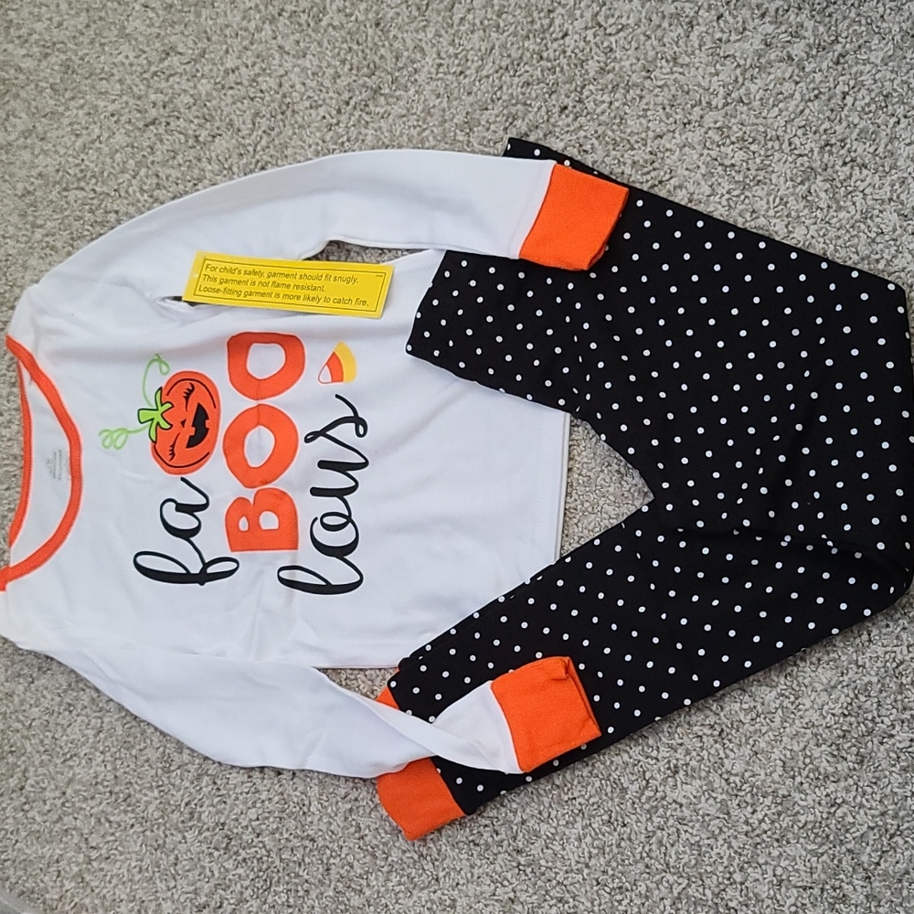 Halloween Pajamas nwt